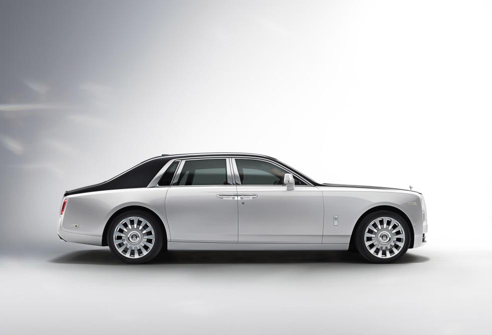 1419162_New Phantom side profile
