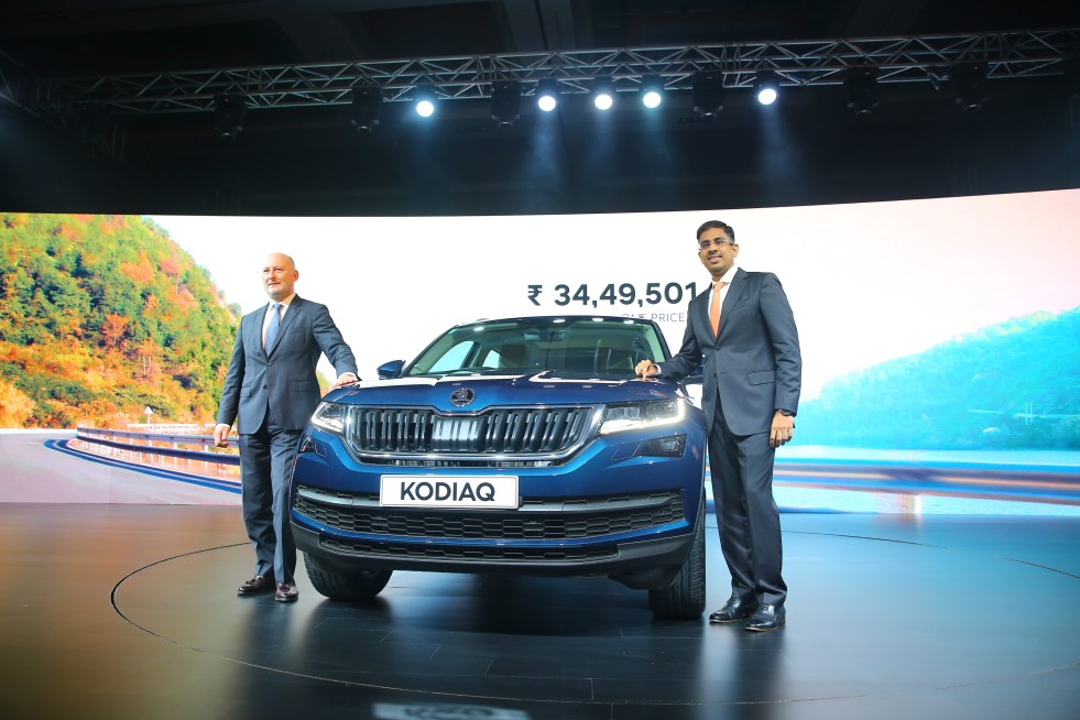 R-L - Ashutosh Dixit, Director - Sales, Service and Marketing, SKODA Aut...