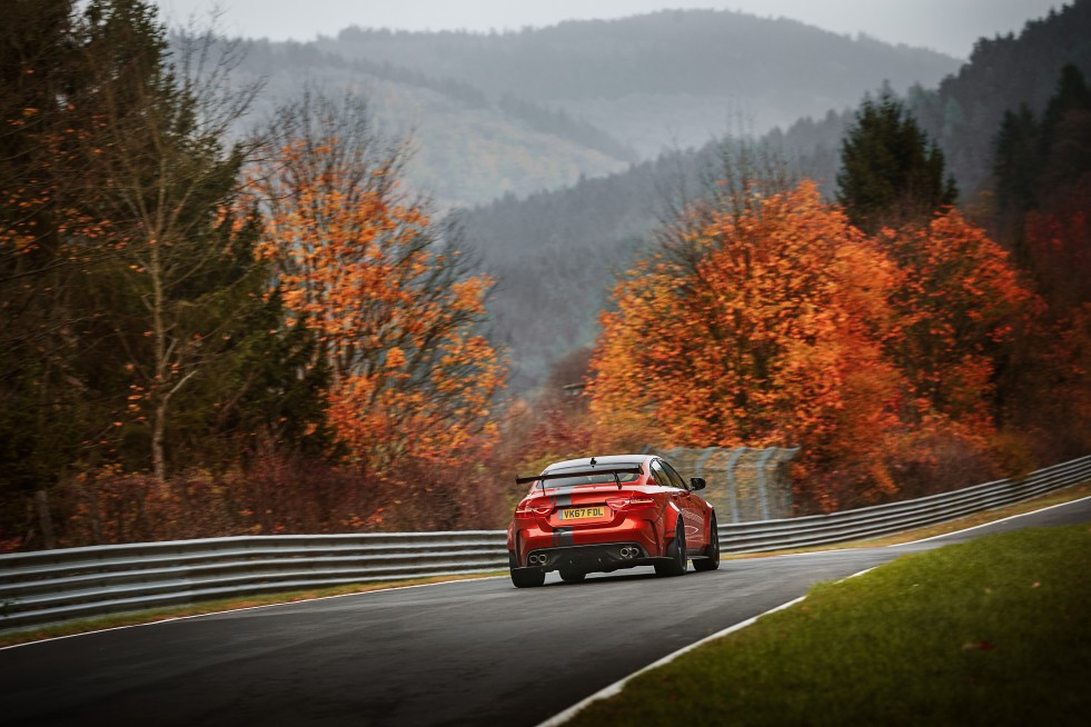 J_SVO_XE_SV_Project8_19MY_Nurburgring_record_lap_281117_03