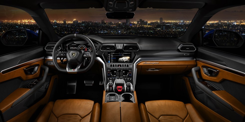 Lamborghini-Urus-Interior