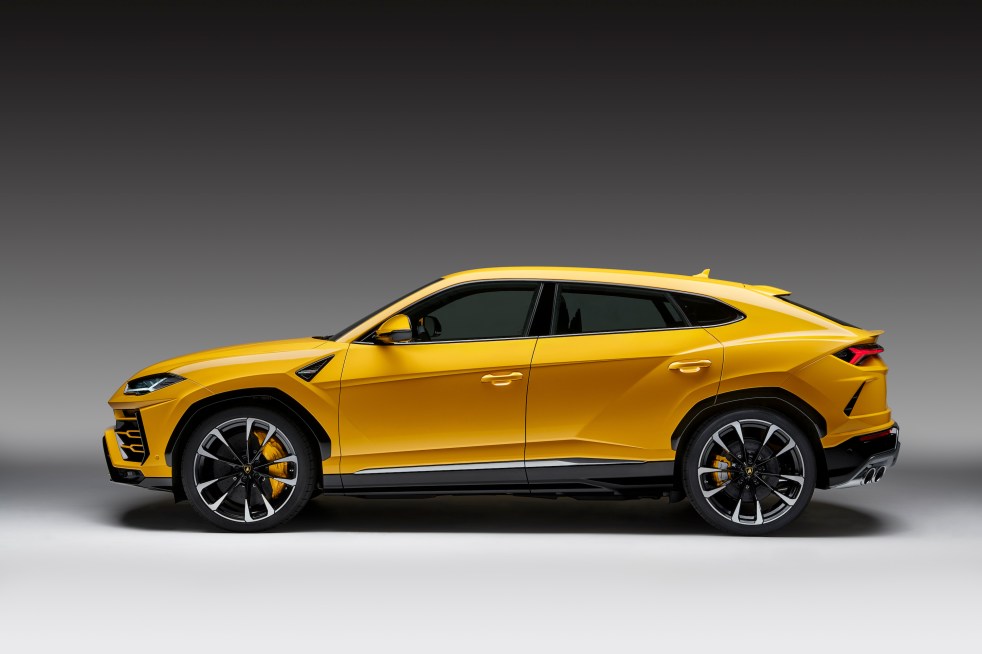 Lamborghini-Urus-Side
