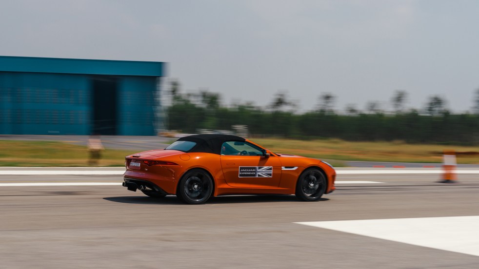 02_The Art of Performance Tour