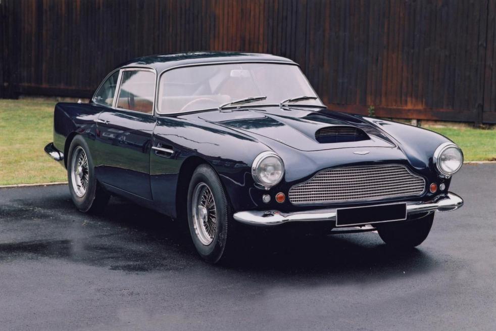 1552066_Aston Martin DB4