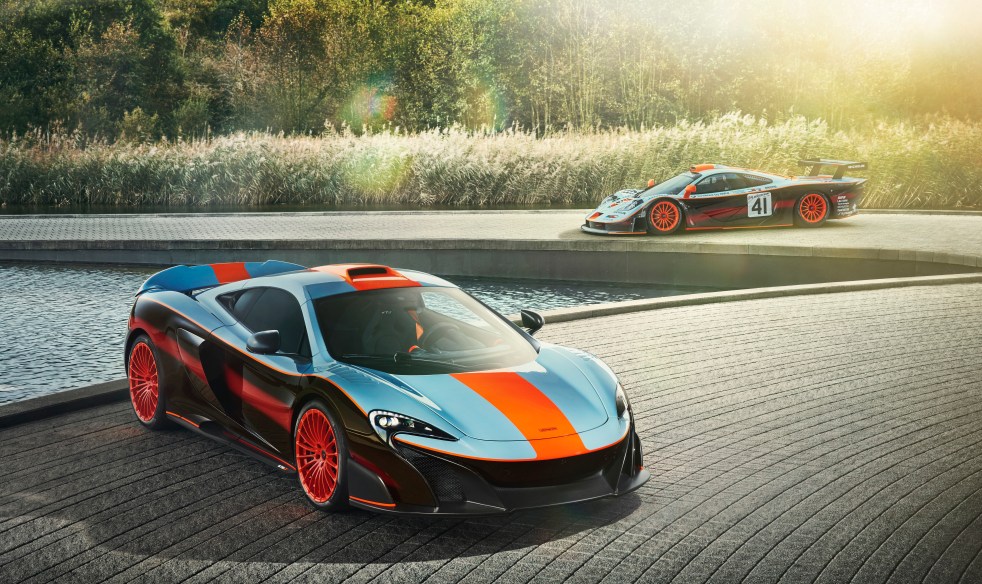 McLaren_MSO-Gulf Racing 675LT with 1997 F1 GTR Longtail