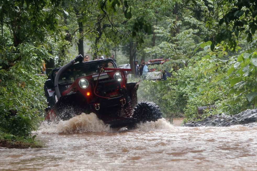 A glimpse of the action at Special Stages 1-5 on Day 1 of ISUZU RFC India 2018 (Image 5)