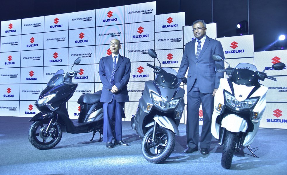 (L-R)Mr. Satoshi Uchida, MD, SMIPL and Mr. Sajeev Rajasekharan, Executive Vice President, SMIPL at the launch of Burgman Str