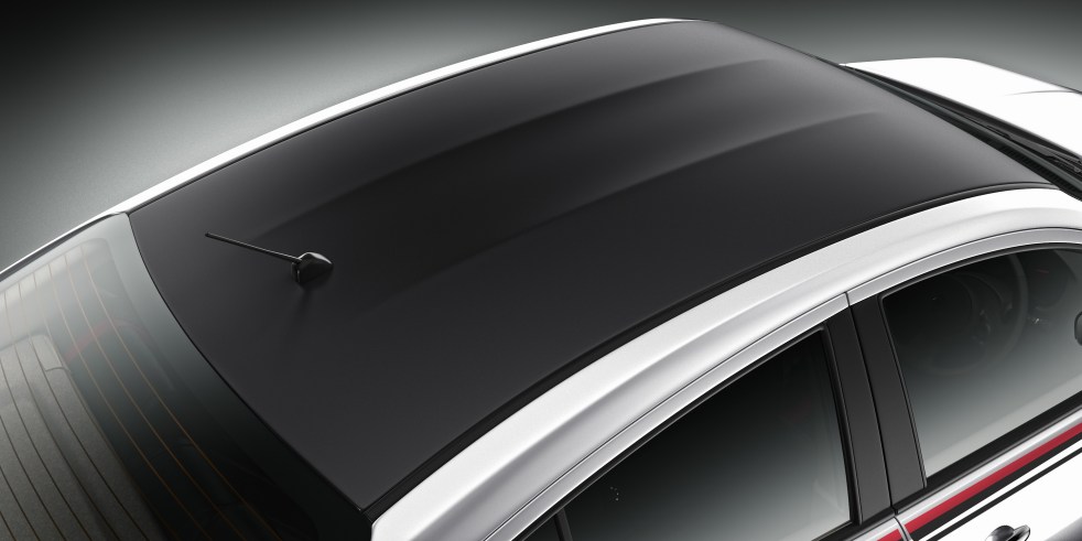 AR-AM-Sunny-roof-shot