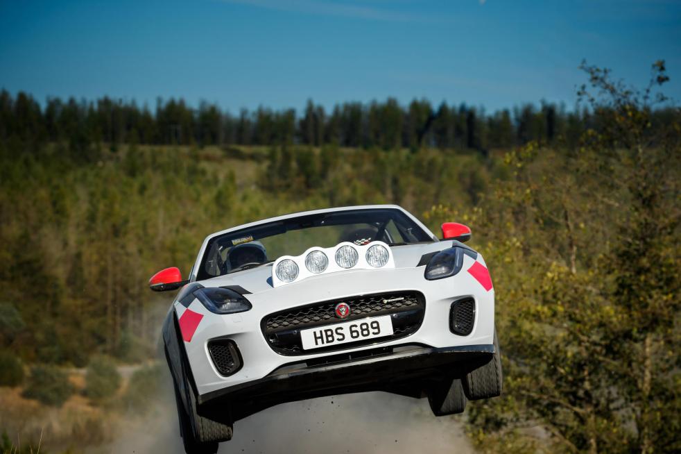 1640730_Jaguar_F-TYPE_Rally_Special_01_121118