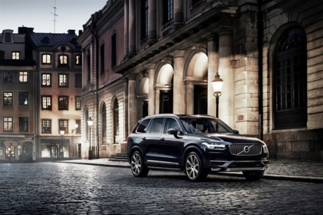 Volvo-XC90-1-L